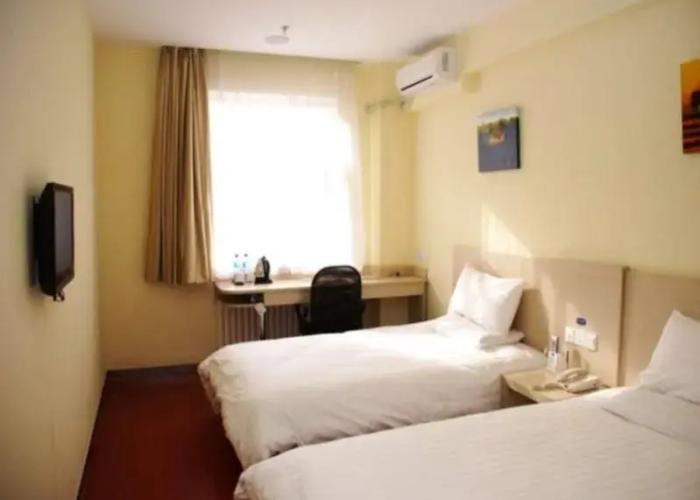 Hanting Hotel (Changzhi Bayi Square)