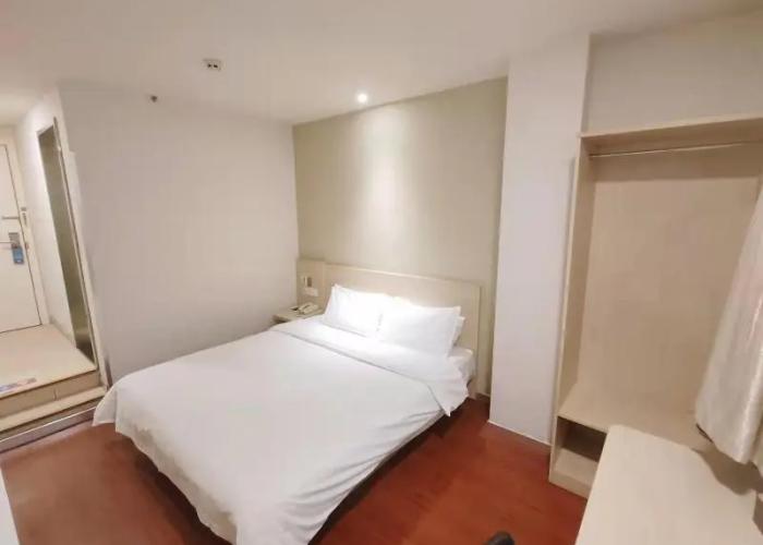Hanting Hotel (Changzhi Bayi Square)