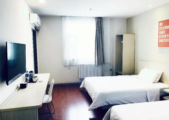 Hanting Hotel (Changzhi Bayi Square)