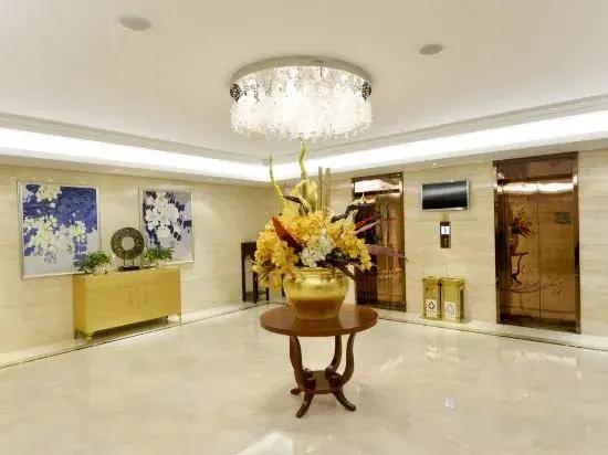 Huanuo Xinjinglun International Hotel