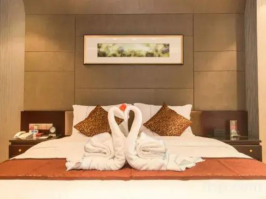 Huanuo Xinjinglun International Hotel