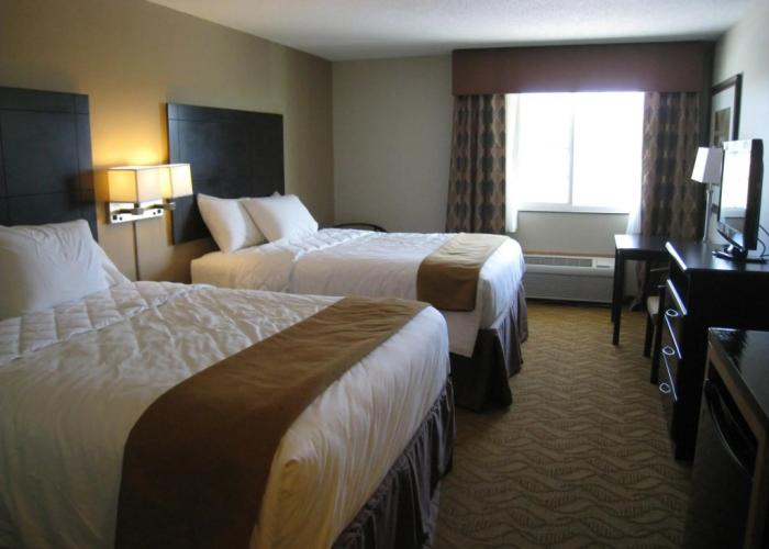 Cobblestone Inn and Suites - Lake View