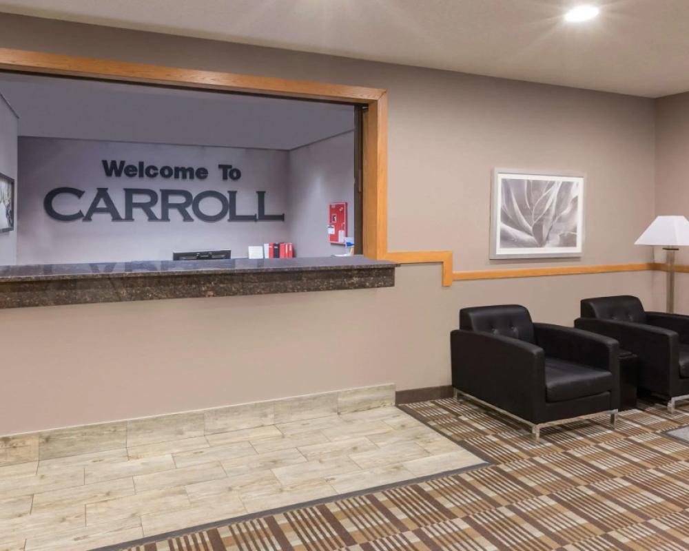 Super 8 by Wyndham Carroll/East