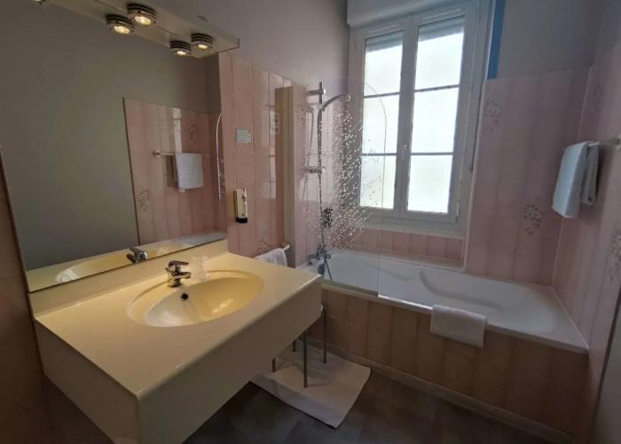 Logis Hôtel la Résidence