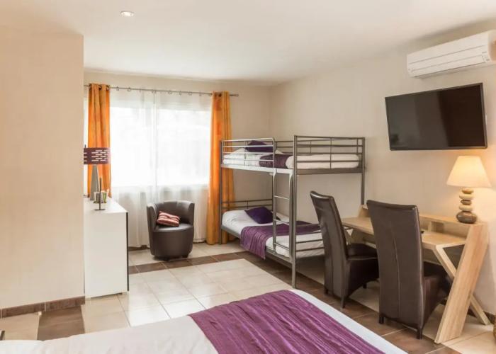 Logis Hôtel l'Oliveraie