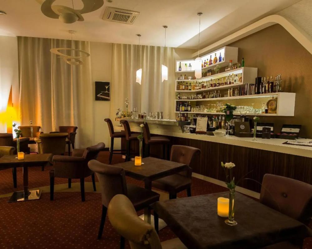 фото Hôtel François Premier