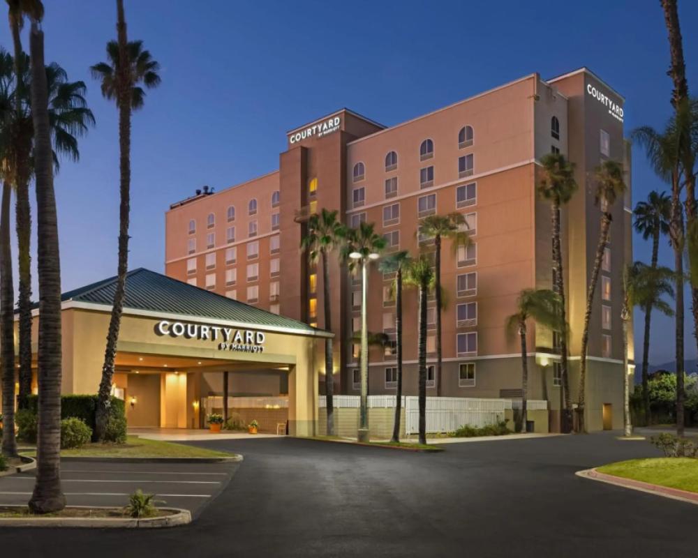 Courtyard by Marriott Baldwin Park