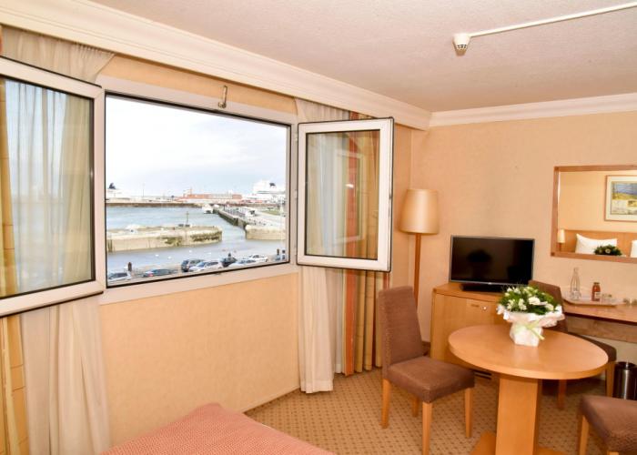 Holiday Inn Calais by IHG
