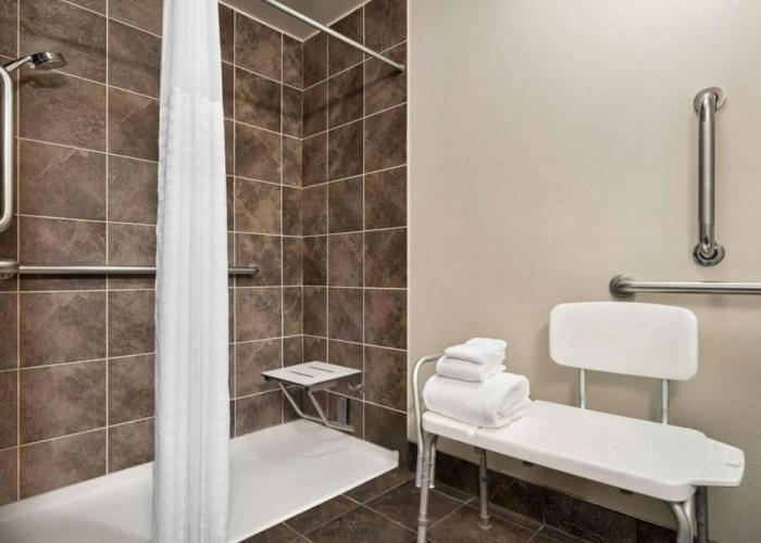 Holiday Inn Calais by IHG