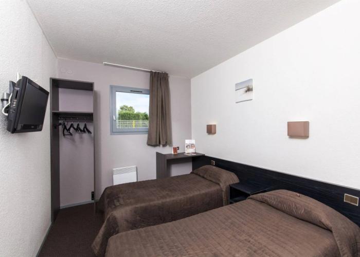 Hotel & Residence Calais Car Ferry