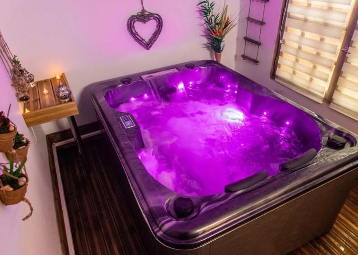 Aux 3 Nuances Suites Privatives & Spa