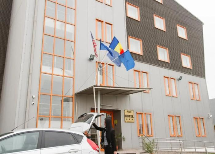 Plus Hotel