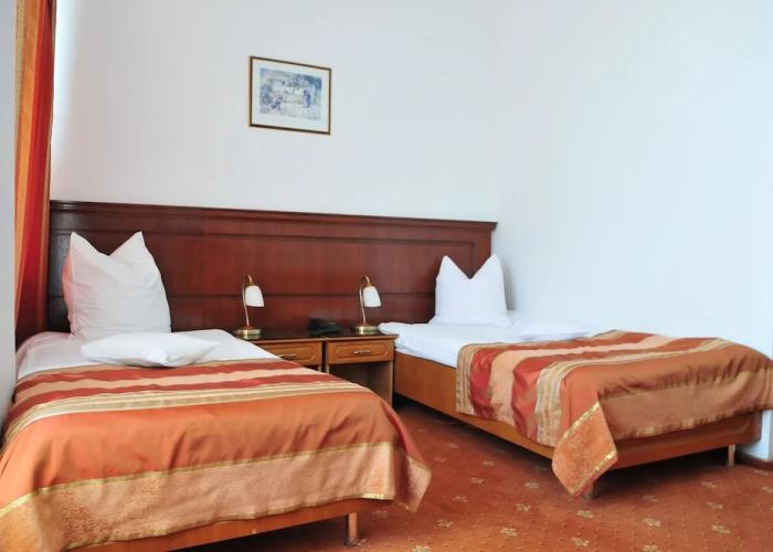 Hotel Emma Est