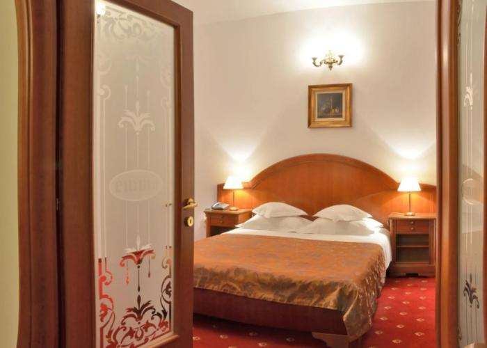 Hotel Emma West
