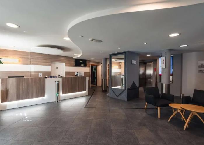Ibis Styles Charleroi Airport Aero44