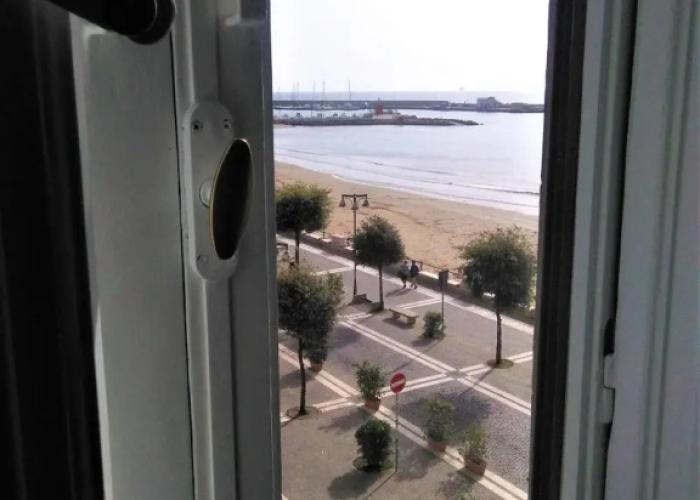 Apartment Déjà Vu