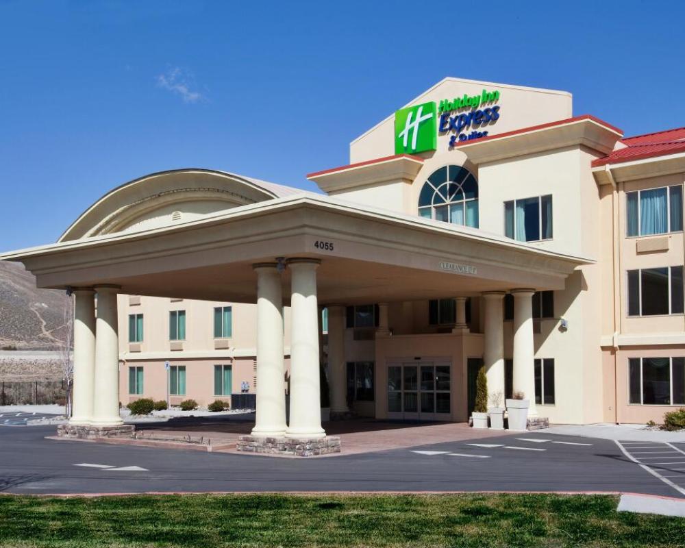 Holiday Inn Express & Suites Carson City by IHG