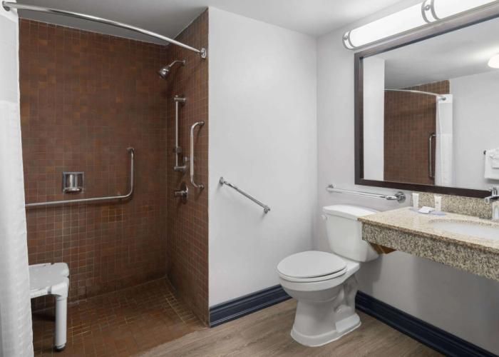 Travelodge by Wyndham Barrie
