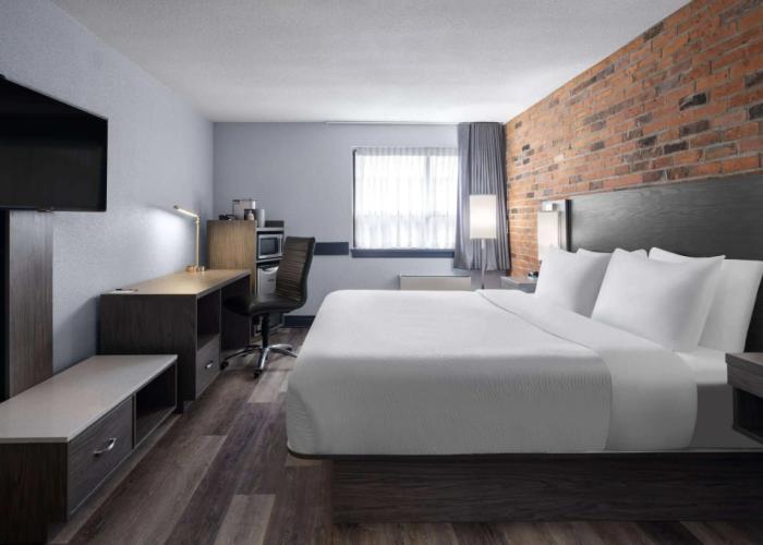 Travelodge by Wyndham Barrie
