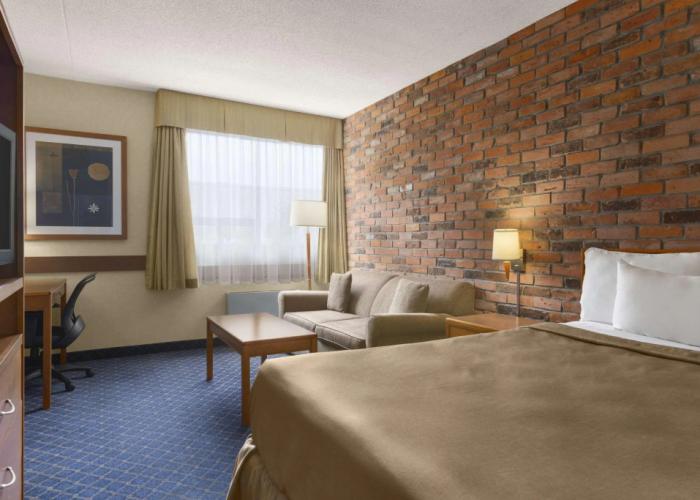 Travelodge by Wyndham Barrie