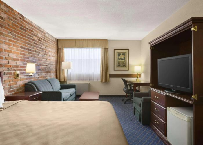 Travelodge by Wyndham Barrie