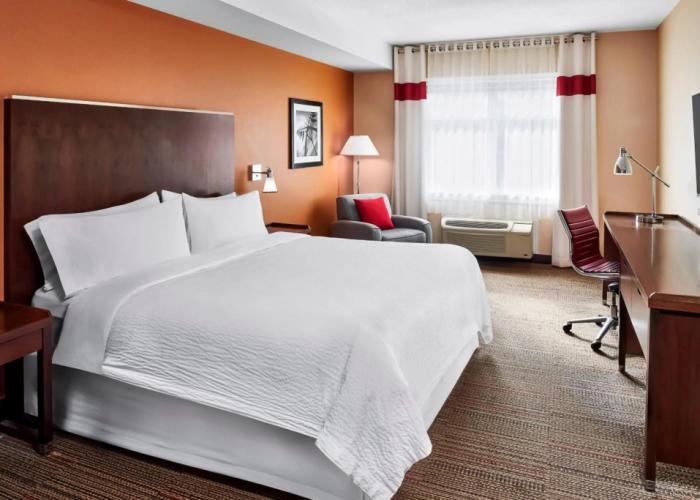 Four Points by Sheraton Barrie