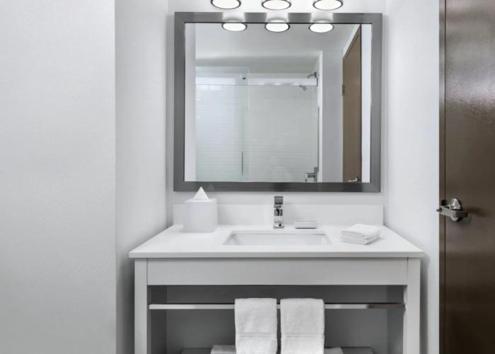 Four Points by Sheraton Barrie