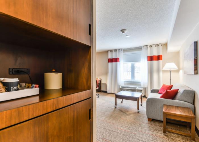 Four Points by Sheraton Barrie
