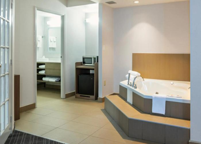 Comfort Inn & Suites Barrie