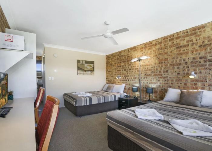 Golden Beach Motor Inn