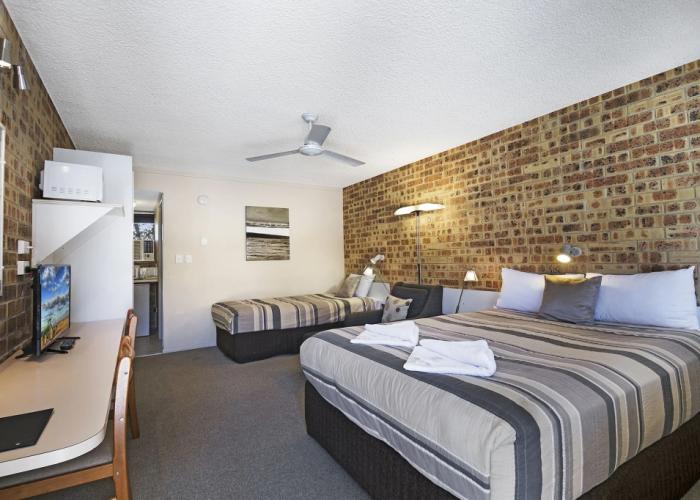 Golden Beach Motor Inn