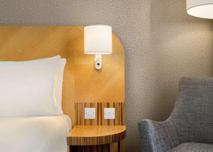 Ramada Hotel & Suites by Wyndham Coventry