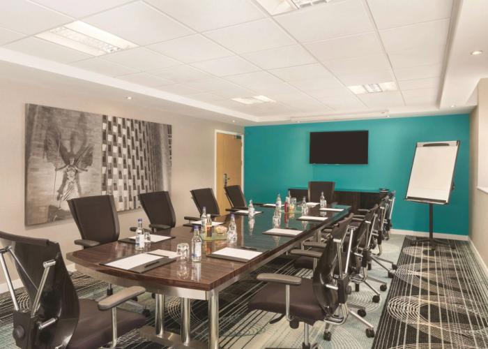 Ramada Hotel & Suites by Wyndham Coventry