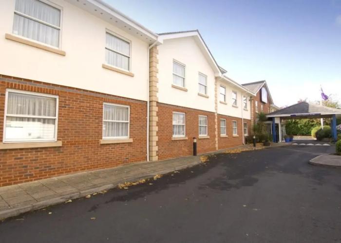 Premier Inn Coventry South (A45) Hotel