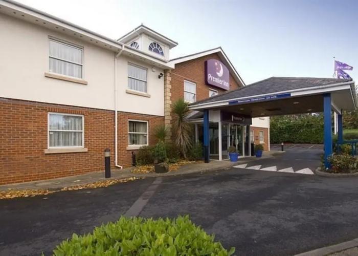 Premier Inn Coventry South (A45) Hotel