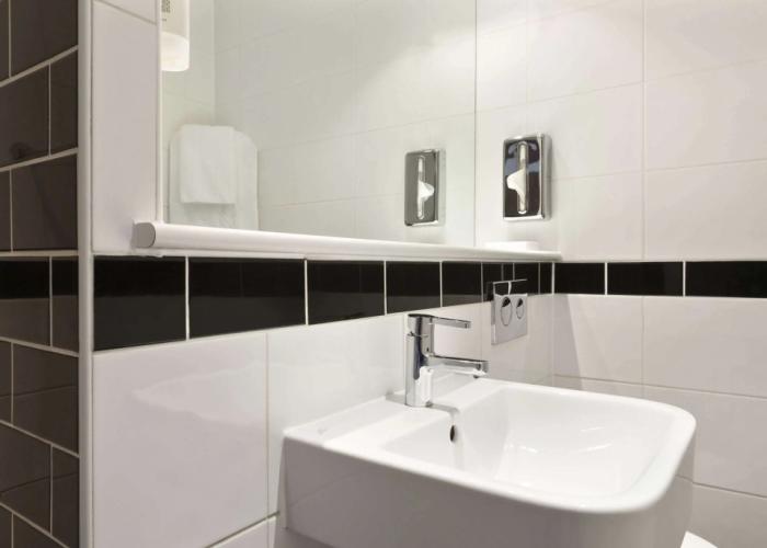 Days Inn by Wyndham Corley NEC M6