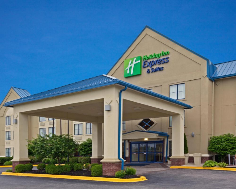 Holiday Inn Express & Suites Scottsburg by IHG