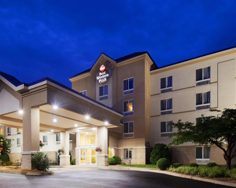 Best Western Plus Waynesboro Inn & Suites Conference Center