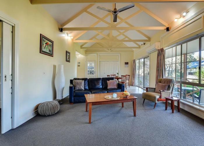Waverley House Cottages