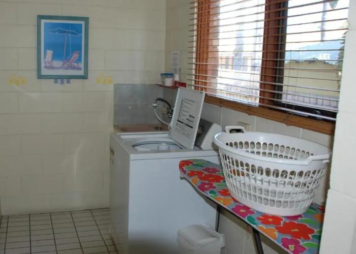 Cunningham Shore Motel