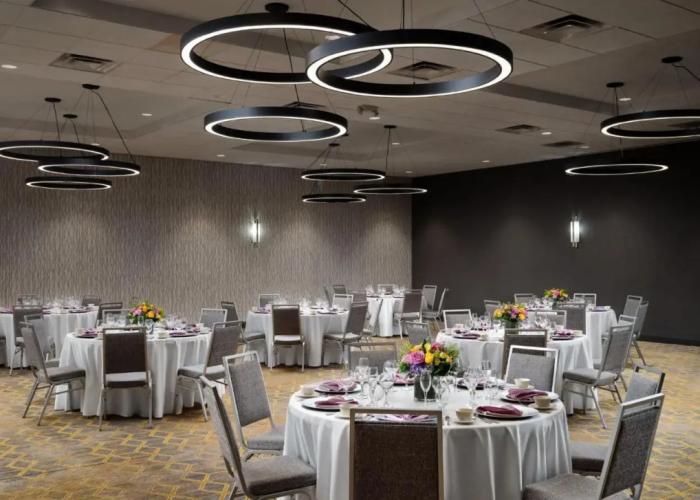 Holiday Inn Boston - Dedham Hotel & Conference Center by IHG