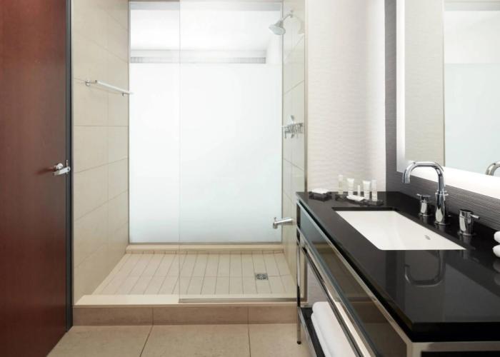 Montreal Airport Marriott In-Terminal Hotel