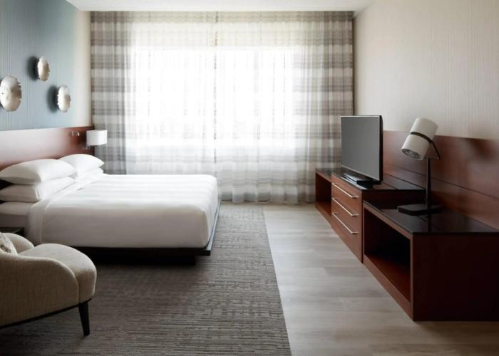 Montreal Airport Marriott In-Terminal Hotel