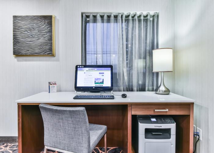 Comfort Inn Aéroport