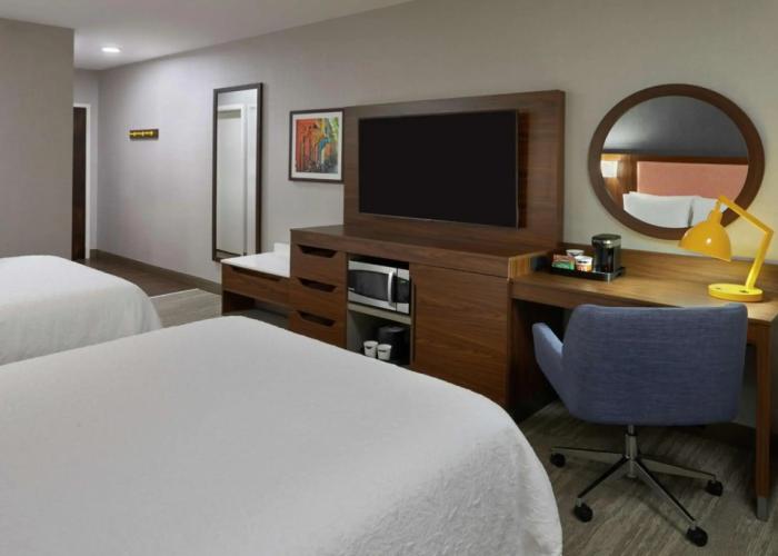 Hampton Inn & Suites by Hilton Montreal-Dorval