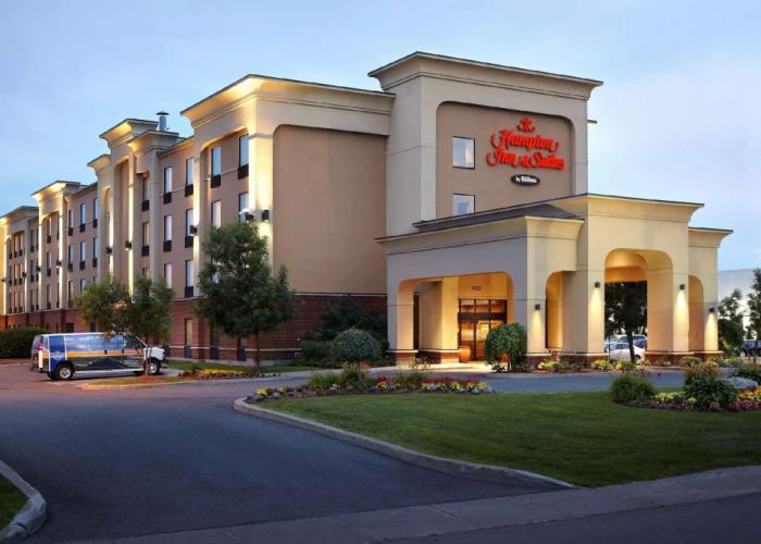 Hampton Inn & Suites by Hilton Montreal-Dorval