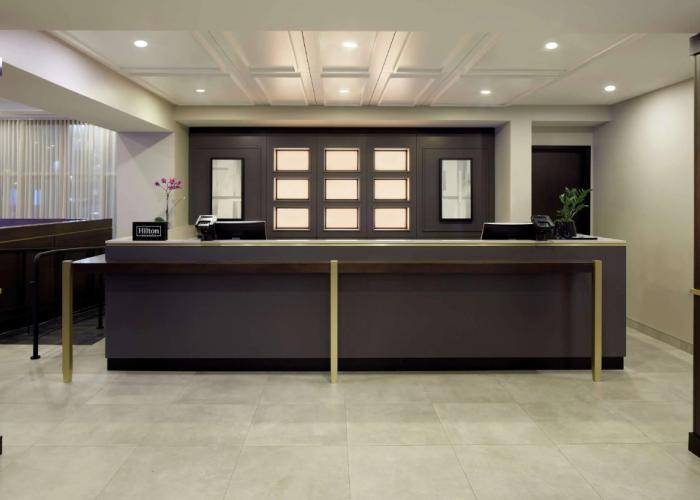 DoubleTree by Hilton Montreal Airport
