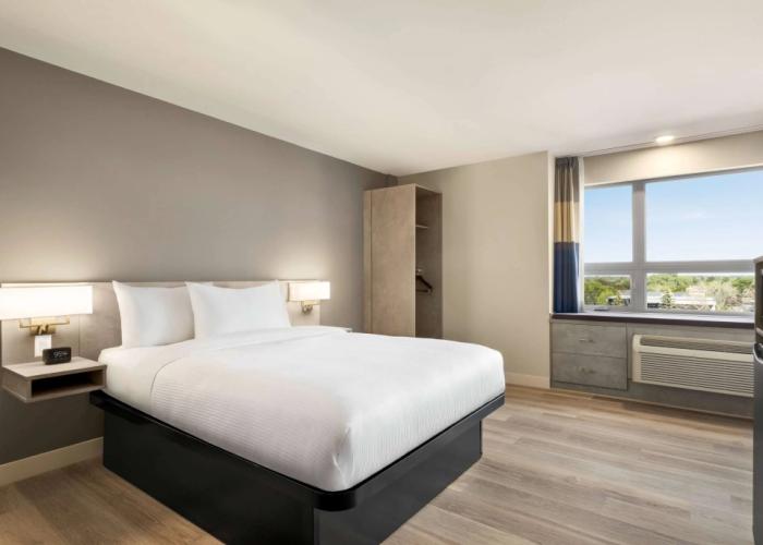 Microtel Inn & Suites Montreal Airport - Dorval QC