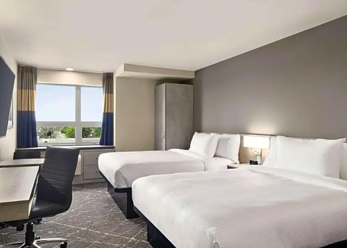 Microtel Inn & Suites Montreal Airport-Dorval QC