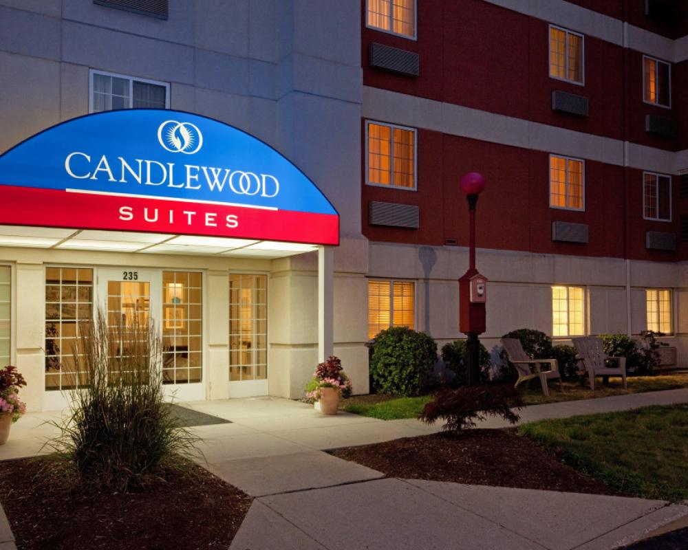 Sonesta Simply Suites Boston Braintree